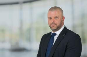 Ian Buchan Headshot