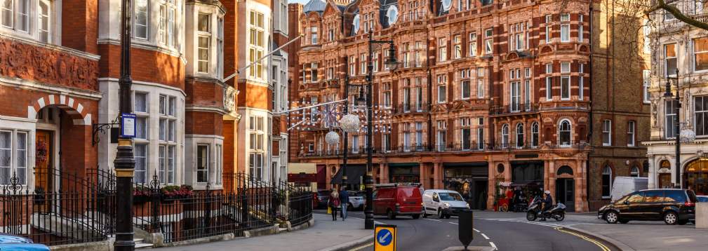 Money goes further for US dollar buyers & investors in London Money goes further for US dollar buyers & investors in London