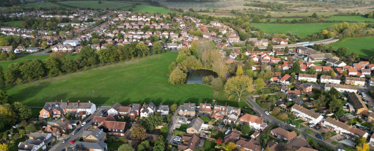 Loughton Loughton