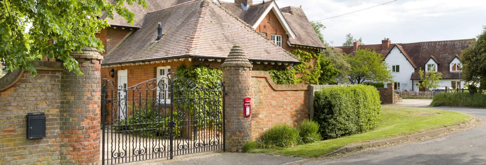 Loughton Loughton
